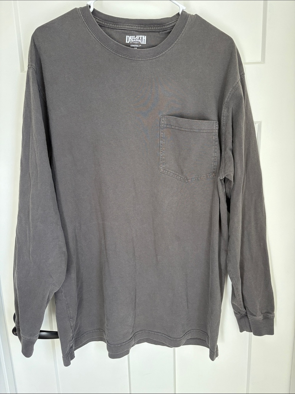 100% cotton Duluth Trading Co Long-Sleeve Pocket Tee — Charcoal Gray